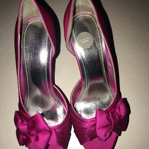 David’s Bridal Maribelle Begonia shoe